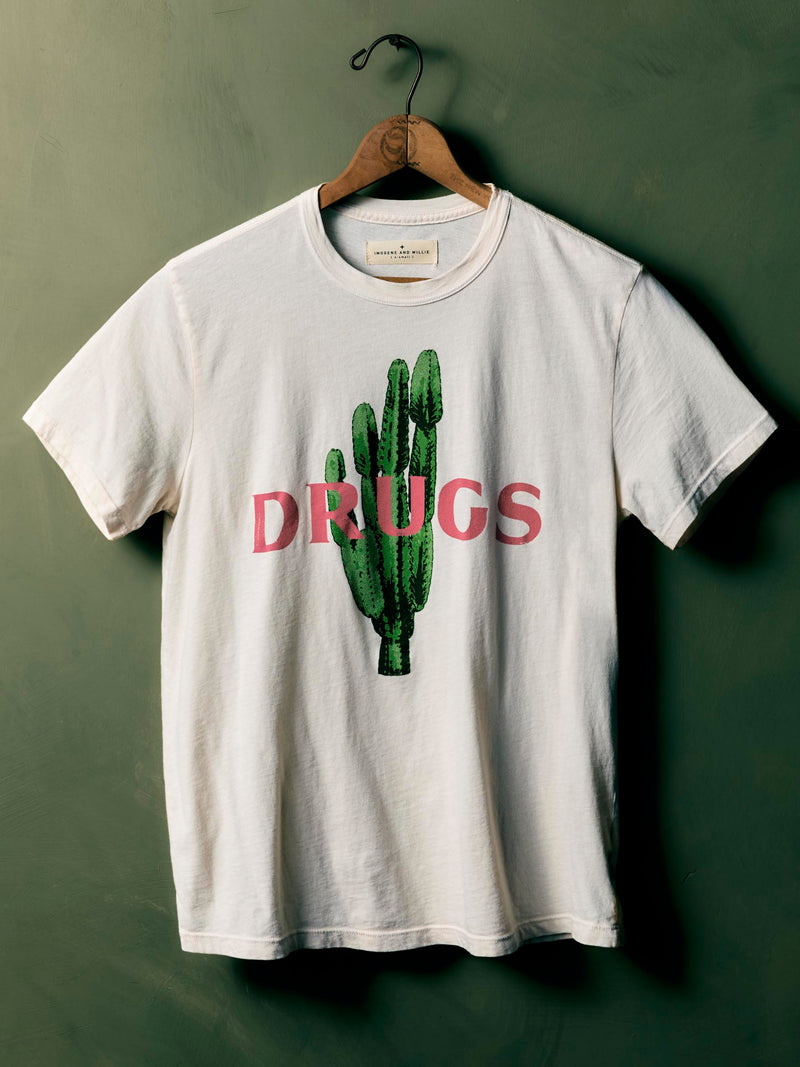 the "drugs" tee