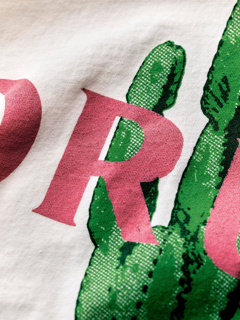 the "drugs" tee - Model