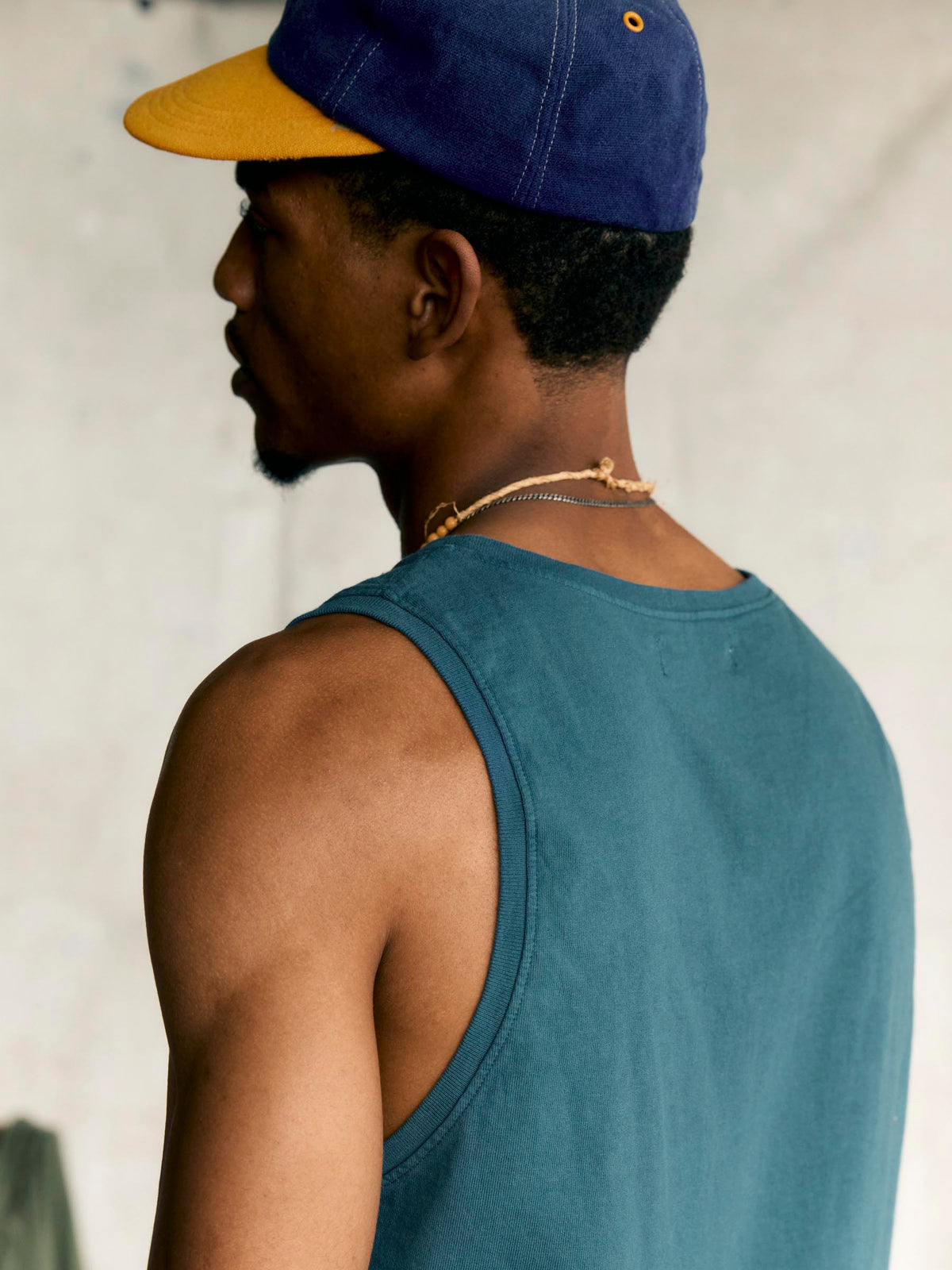midweight box tank in teal