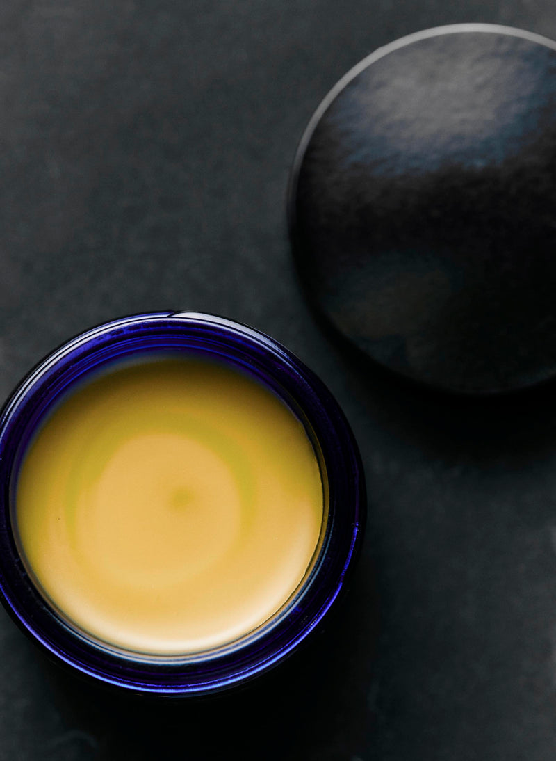 medicinal magic skin balm - Model
