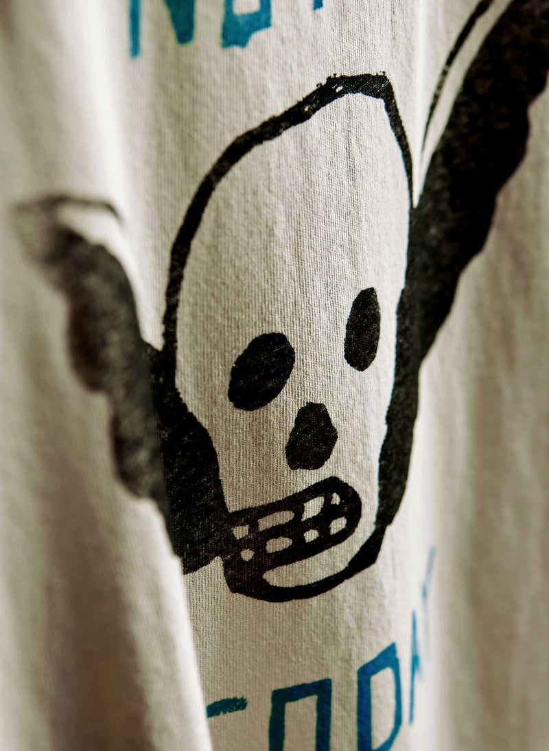 the "not today" tee - Model